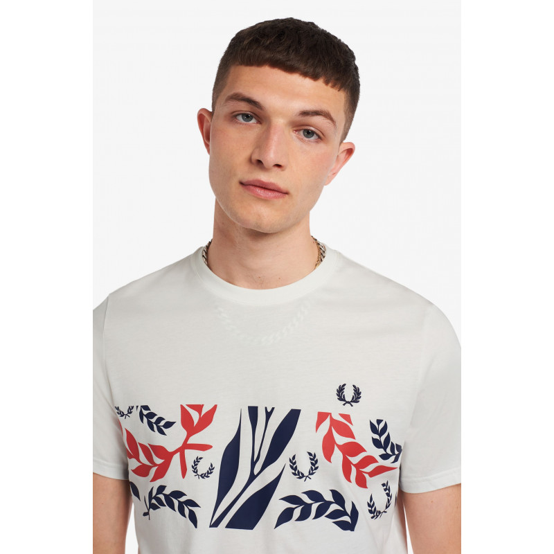 Fred Perry T-Shirt Vine Uomo Jersey Cotone Bianco Stampa Frontale Prezzo 95,00