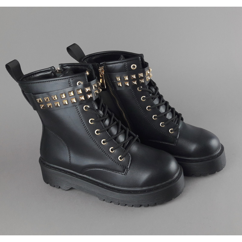 Gio Cellini / Anfibio Donna PU Nero Cinturino Borchie Prezzo 130,00