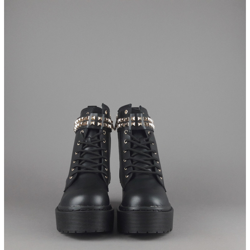 Gio Cellini / Anfibio Donna PU Nero Cinturino Borchie Prezzo 130,00