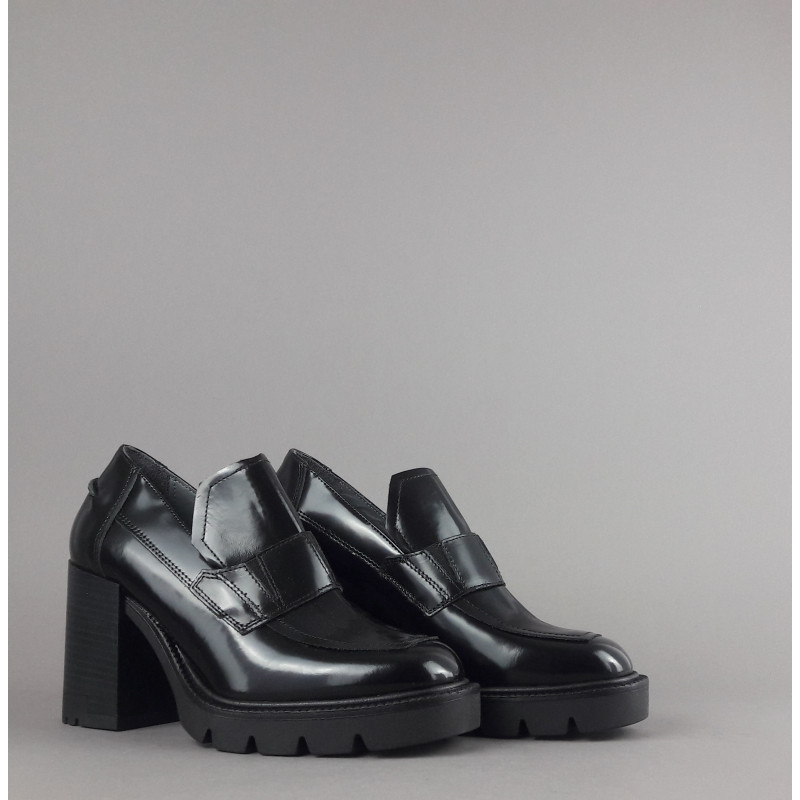 Janet & Janet / Mocassino Alto Donna Elettra Pelle Spazzolata Nero Prezzo 200,00