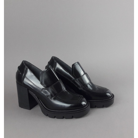 Janet & Janet / Mocassino Alto Donna Elettra Pelle Spazzolata Nero Prezzo 200,00