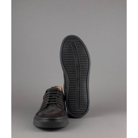 Frau Sneakers Uomo Camoscio Testa Di Moro Prezzo 150,00