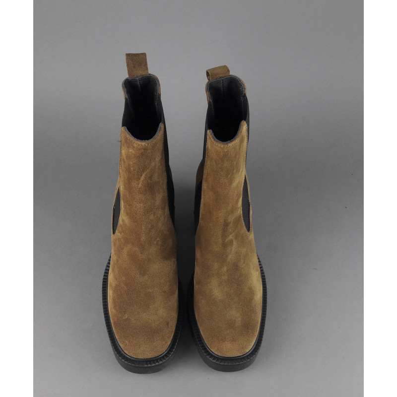 Janet & Janet " Tronchetto Donna Margot Camoscio Biscotto Prezzo 180,00