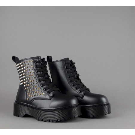 Gio Cellini " Anfibio Donna Eco PU Nero Borchie Laterali Prezzo 130,00