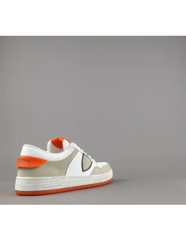 Philippe Model Sneakers Uomo Low Lyon Microfibra Vegan Bianco Arancio Fluo Prezzo 260,00