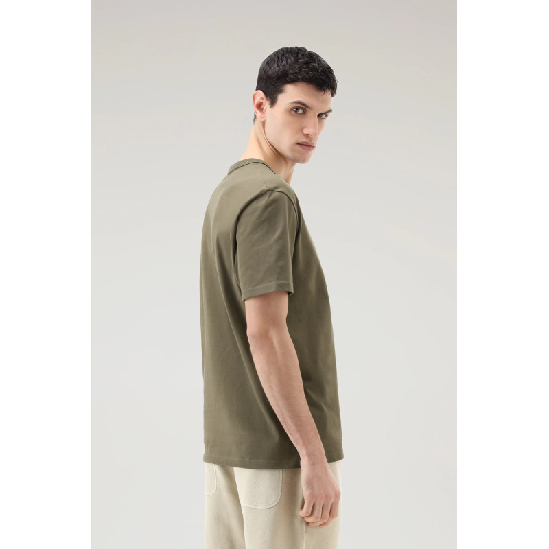 Woolrich T-Shirt Uomo Cotone Verde Militare Stampa Al Petto Prezzo 70,00