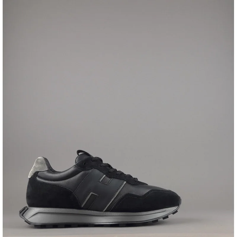 Hogan // Sneakers H601 Uomo Camoscio E Pelle Nero H Cucita Prezzo 460,00