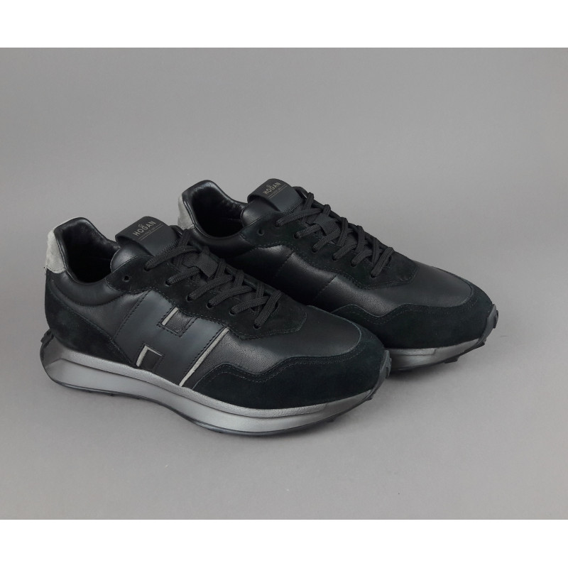 Hogan // Sneakers H601 Uomo Camoscio E Pelle Nero H Cucita Prezzo 460,00