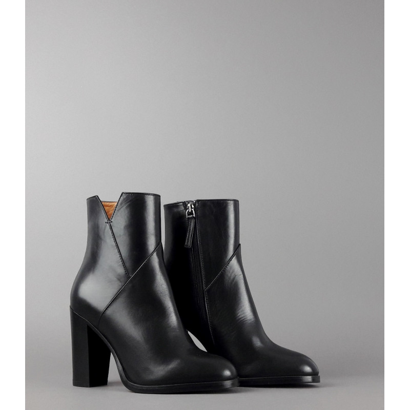 Archyve Tronchetto Donna Pelle Nero Cerniera Laterale Prezzo 250,00