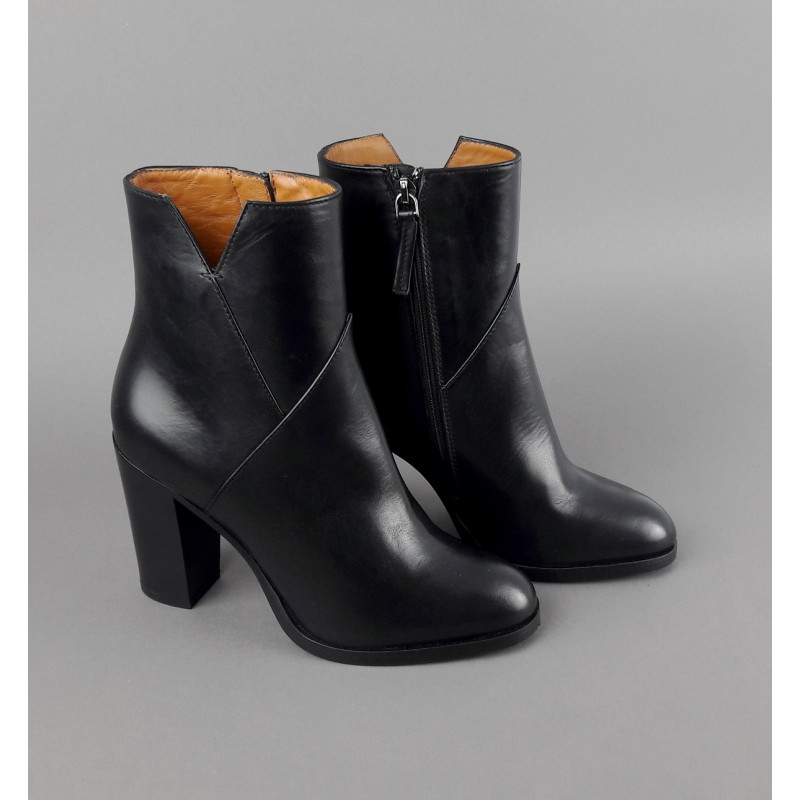 Archyve Tronchetto Donna Pelle Nero Cerniera Laterale Prezzo 250,00