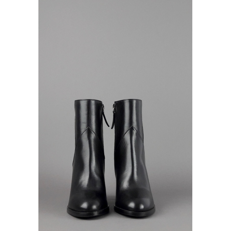 Archyve Tronchetto Donna Pelle Nero Cerniera Laterale Prezzo 250,00