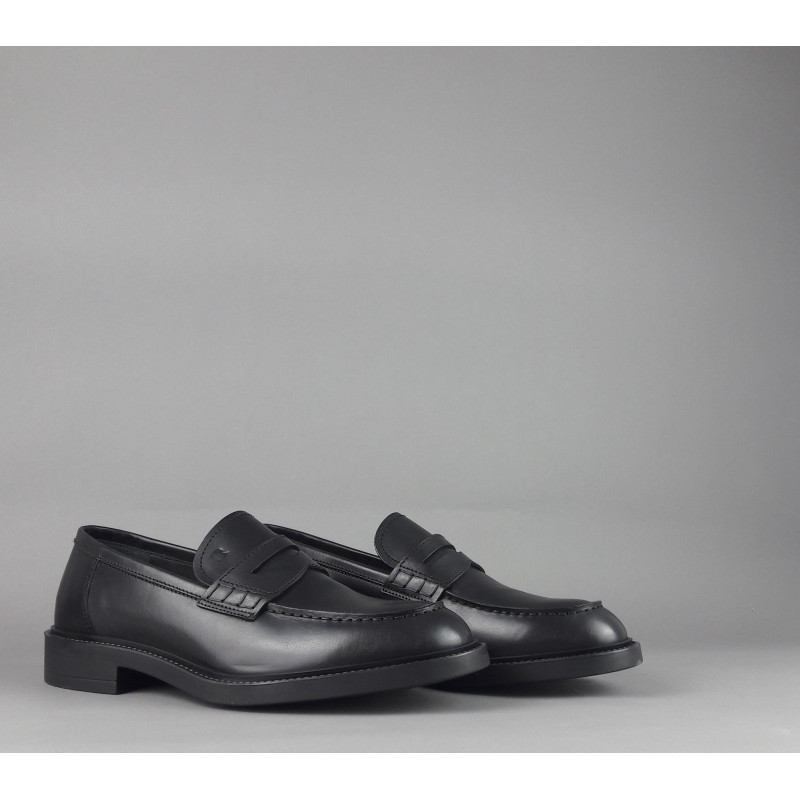 Fratelli Rossetti // Sa Mocassino Uomo Pelle Nero Fondo Gomma Prezzo 350,00