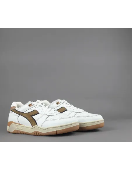 Diadora // Sa Sneakers Uomo B.560 Vintage Pelle Bianco Beige Prezzo 230,00
