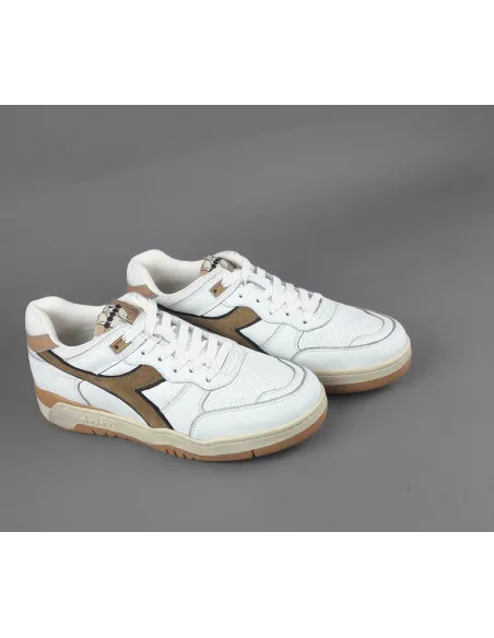 Diadora // Sa Sneakers Uomo B.560 Vintage Pelle Bianco Beige Prezzo 230,00