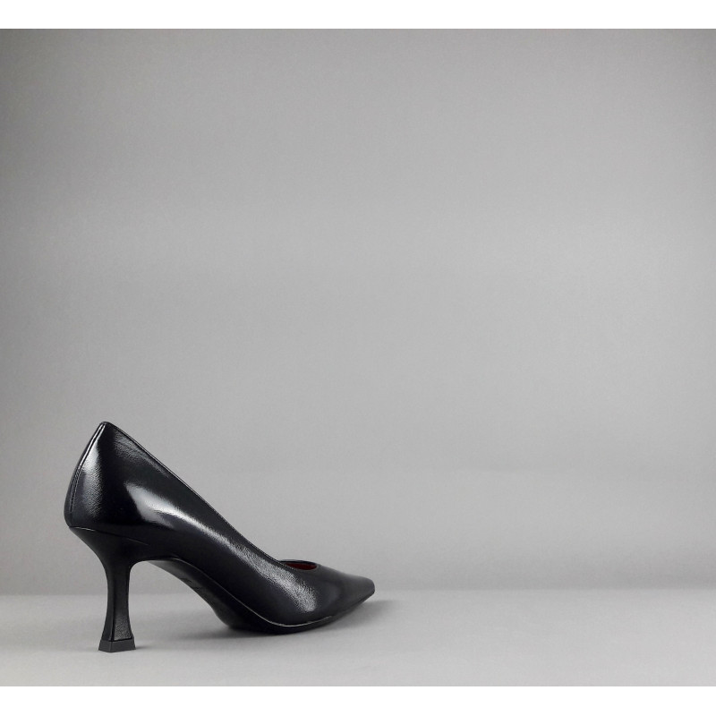 White D' Décolleté Donna Pelle Lucida Nero Prezzo 160,00