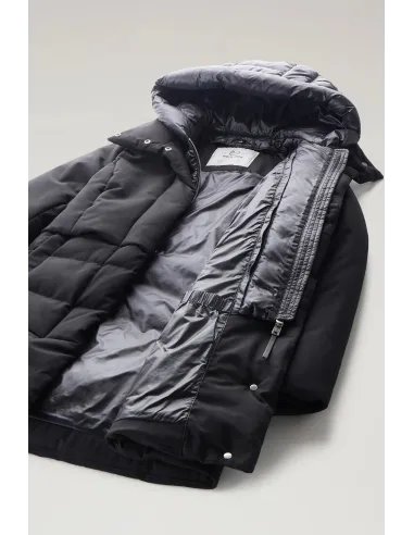 Woolrich Giubbino Donna Luxe Prescott Parka Nero Prezzo 700,00