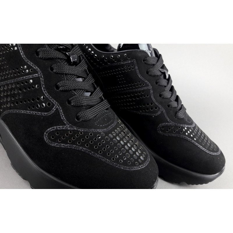 Hogan Active One Donna H385 Velour Punzonato Su Vernice Nero Prezzo 390,00