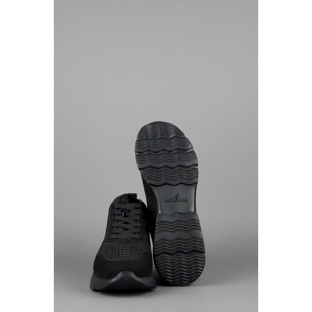 Hogan Active One Donna H385 Velour Punzonato Su Vernice Nero Prezzo 390,00