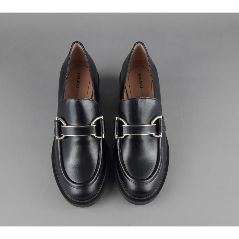 Frau // Sa Mocassino Donna Pelle Nero Morsetto In Metallo Prezzo 179,00