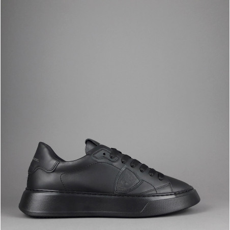 Philippe Model /// Sneakers Uomo New Temple Pelle Nero Prezzo 320,00