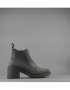 Frau /// Tronchetto Donna Camoscio Torba Elastici Laterali Prezzo 139,00