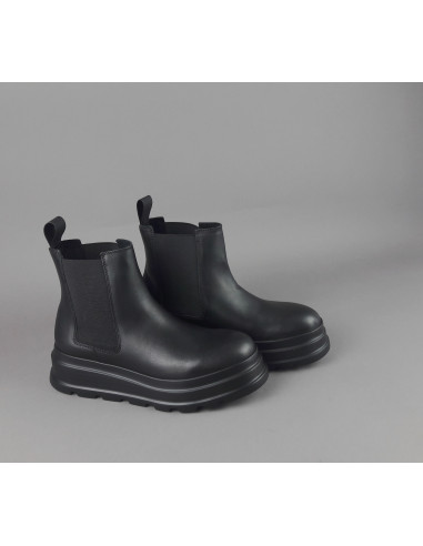 Frau /// Tronchetto Donna Pelle Nero Elastici Laterali Prezzo 139,00