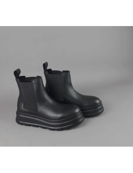 Frau /// Tronchetto Donna Pelle Nero Elastici Laterali Prezzo 139,00