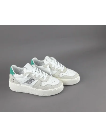 D.A.T.E. - Sneakers Court Platform Donna Camoscio e Pelle Ghiaccio / Bianco Prezzo 195,00