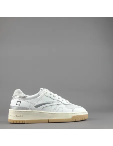D.A.T.E. - Sneakers Torneo Donna Pelle Camoscio Bianco Prezzo 185,00