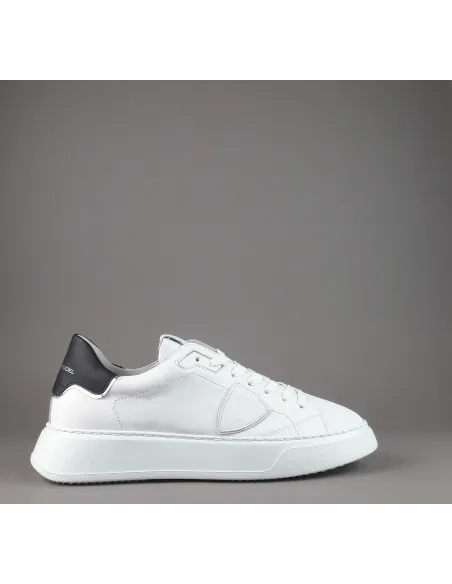 Philippe Model \ Sneakers Uomo New Temple Pelle Bianco Spoiler Nero Prezzo 320,00