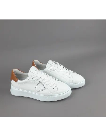 Philippe Model \ Sneakers Uomo New Temple Pelle Bianco Spoiler Cuoio Prezzo 340,00