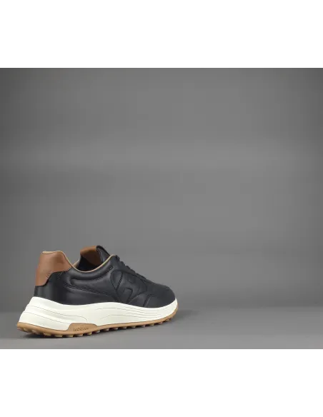 Hogan \ Hyperlight Uomo Nappa Blu Scuro Pezzo 450,00