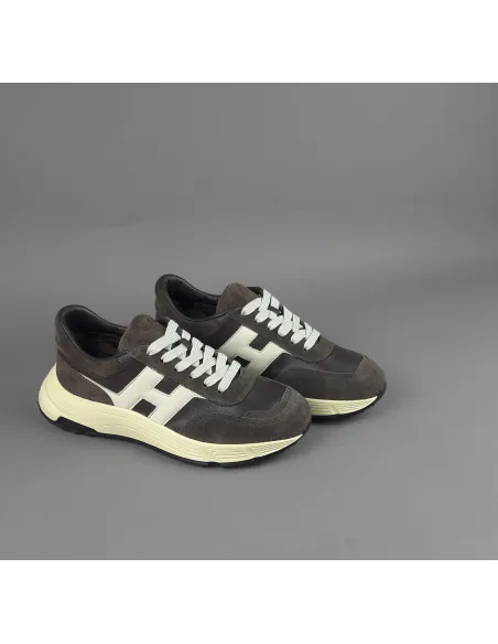 Hogan \ Hyperlight Uomo Camoscio Pelle Marrone Pezzo 450,00