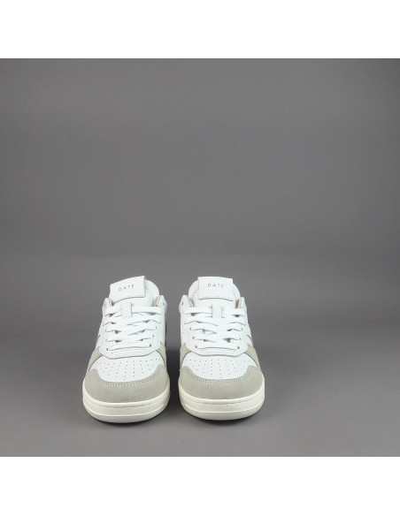 D.A.T.E. \ Sneakers Court Donna Camoscio e Pelle Ghiaccio / Bianco Prezzo 165,00