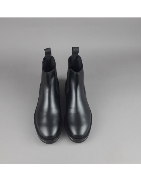 Frau \ Tronchetto Donna Pelle Nero Elastici Laterali Prezzo 119,00