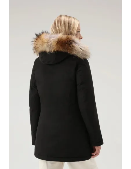 Woolrich \ Arctic Parka Donna Urban Touch Nero Prezzo 900,00 Woolrich \ Arctic Parka Donna Urban Touch Nero Prezzo 900,00
