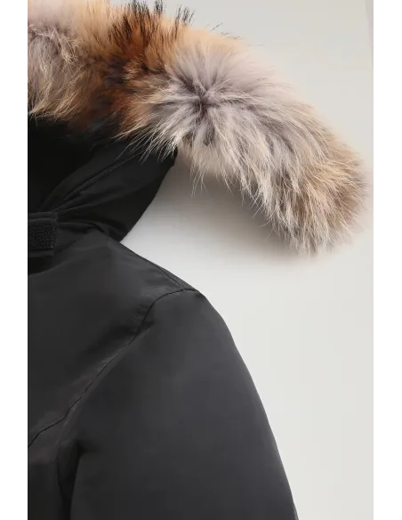 Woolrich \ Arctic Parka Donna Urban Touch Nero Prezzo 900,00 Woolrich \ Arctic Parka Donna Urban Touch Nero Prezzo 900,00