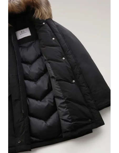 Woolrich \ Arctic Parka Donna Urban Touch Nero Prezzo 900,00 Woolrich \ Arctic Parka Donna Urban Touch Nero Prezzo 900,00