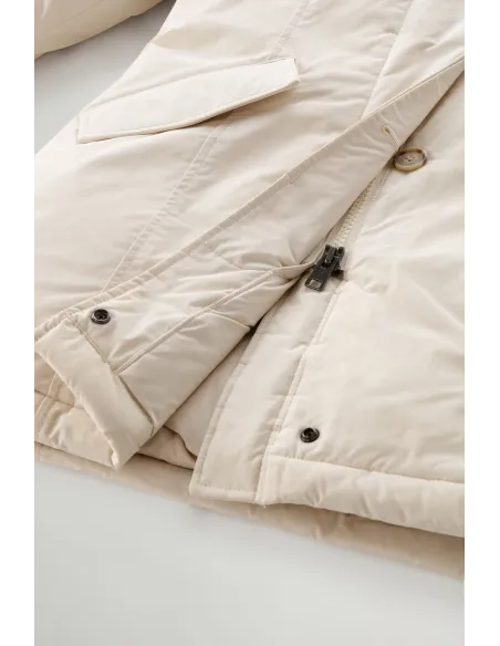 Woolrich \ Arctic Parka Donna Urban Touch Bianco Opaco Prezzo 900,00 Woolrich \ Arctic Parka Donna Urban Touch Bianco Opaco Prezzo 900,00
