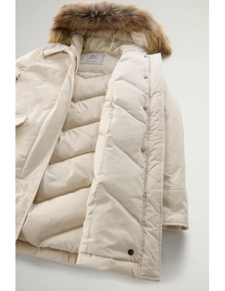 Woolrich \ Arctic Parka Donna Urban Touch Bianco Opaco Prezzo 900,00 Woolrich \ Arctic Parka Donna Urban Touch Bianco Opaco Prezzo 900,00