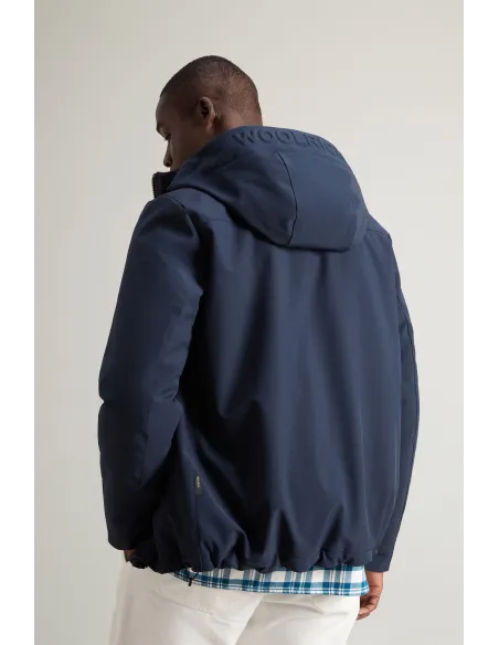 Woolrich \ Giacca Uomo Pacific Soft Shell Blu Scuro Prezzo 450,00 Woolrich \ Giacca Uomo Pacific Soft Shell Blu Scuro Prezzo 450,00