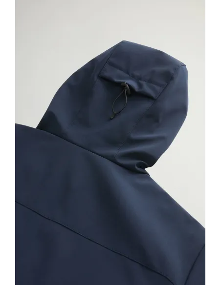 Woolrich \ Giacca Uomo Pacific Soft Shell Blu Scuro Prezzo 450,00 Woolrich \ Giacca Uomo Pacific Soft Shell Blu Scuro Prezzo 450,00