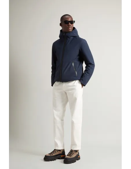 Woolrich \ Giacca Uomo Pacific Soft Shell Blu Scuro Prezzo 450,00 Woolrich \ Giacca Uomo Pacific Soft Shell Blu Scuro Prezzo 450,00
