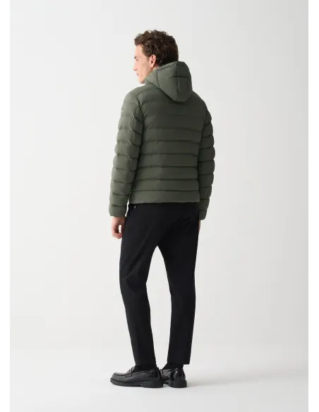 Colmar \ Piumino Uomo Nylon Verde Militare Prezzo 399,00 Colmar \ Piumino Uomo Nylon Verde Militare Prezzo 399,00