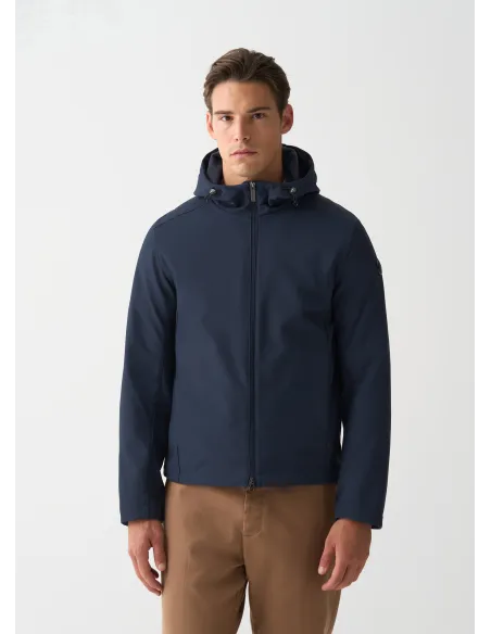 Colmar \ Giubbino Uomo Softshell Stretch Blu Scuro Prezzo 239,00 Colmar \ Giubbino Uomo Softshell Stretch Blu Scuro Prezzo 239,00