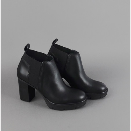 Janet Sport Stivaletto Donna Amanda Pelle Nero Elastico Laterale Prezzo 150,00