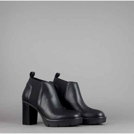 Janet Sport Stivaletto Donna Amanda Pelle Nero Elastico Laterale Prezzo 150,00