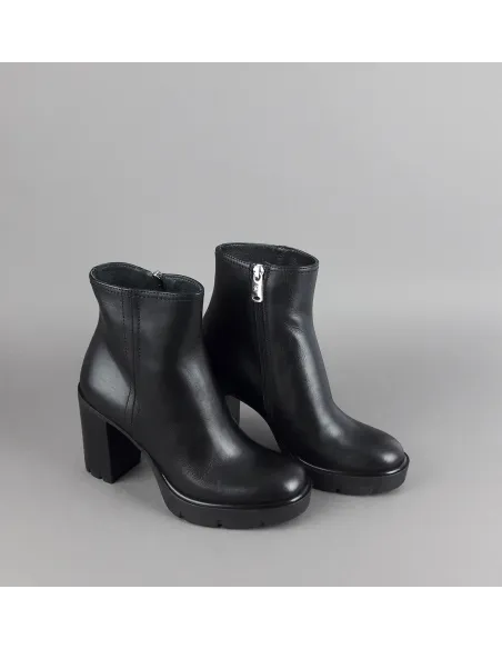 Janet Sport Tronchetto Donna Amanda Pelle Nero Zip Laterale Prezzo 170,00