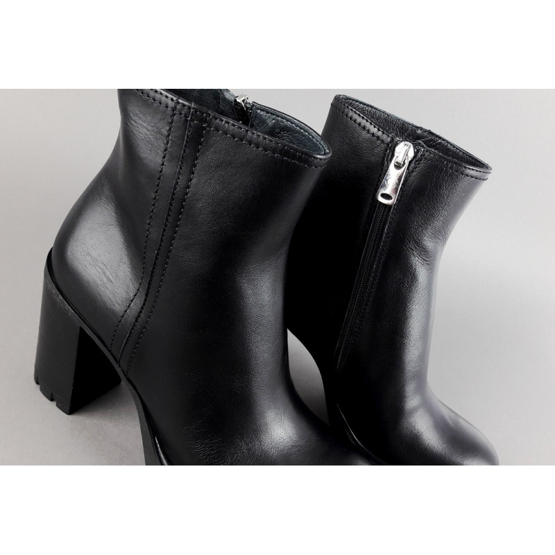 Janet Sport Tronchetto Donna Amanda Pelle Nero Zip Laterale Prezzo 170,00