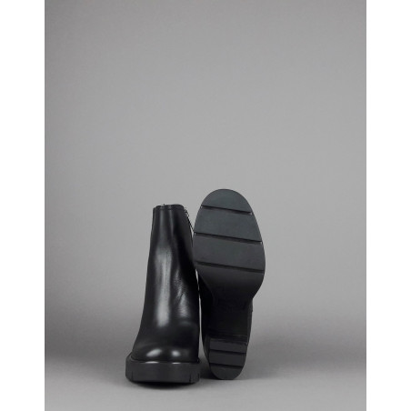 Janet Sport Tronchetto Donna Amanda Pelle Nero Zip Laterale Prezzo 170,00